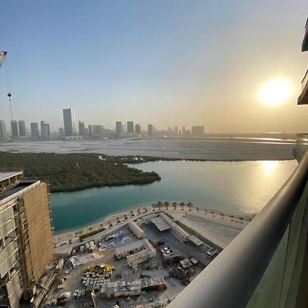 Large Size One Bedroom Apartment With Sea View Abu Dabi Exterior foto