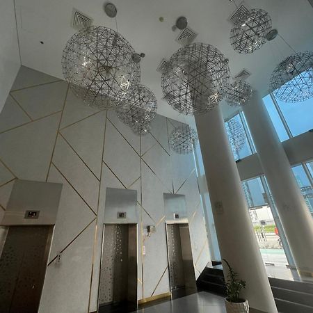 Large Size One Bedroom Apartment With Sea View Abu Dabi Exterior foto