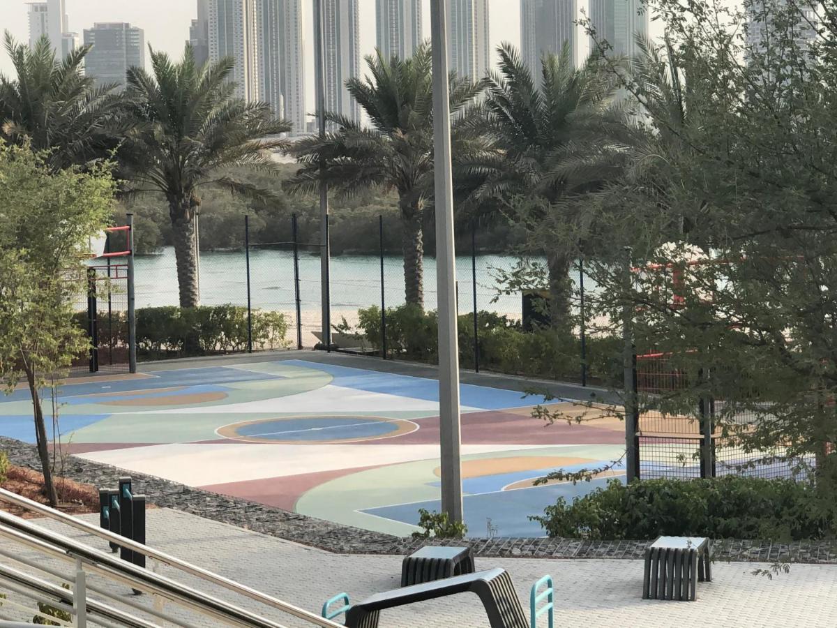 Large Size One Bedroom Apartment With Sea View Abu Dabi Exterior foto