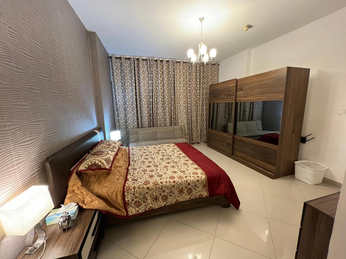 Large Size One Bedroom Apartment With Sea View Abu Dabi Exterior foto